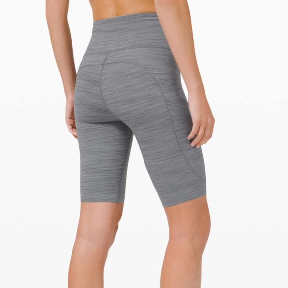 Lululemon Fast And Free Short 6" Grey Size 4 - Picture 1 of 6